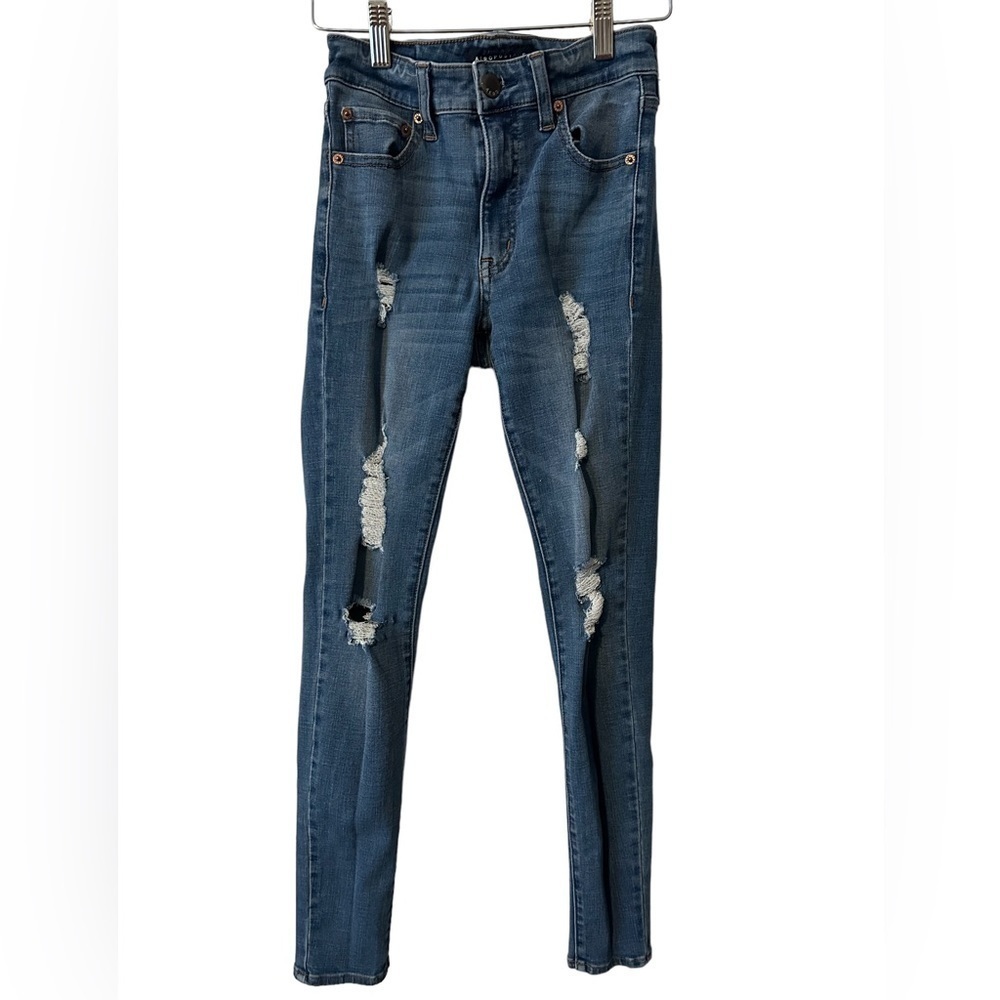 *CLEARANCE* Aeropostale high rise jegging size 2 distressed skinny jeans